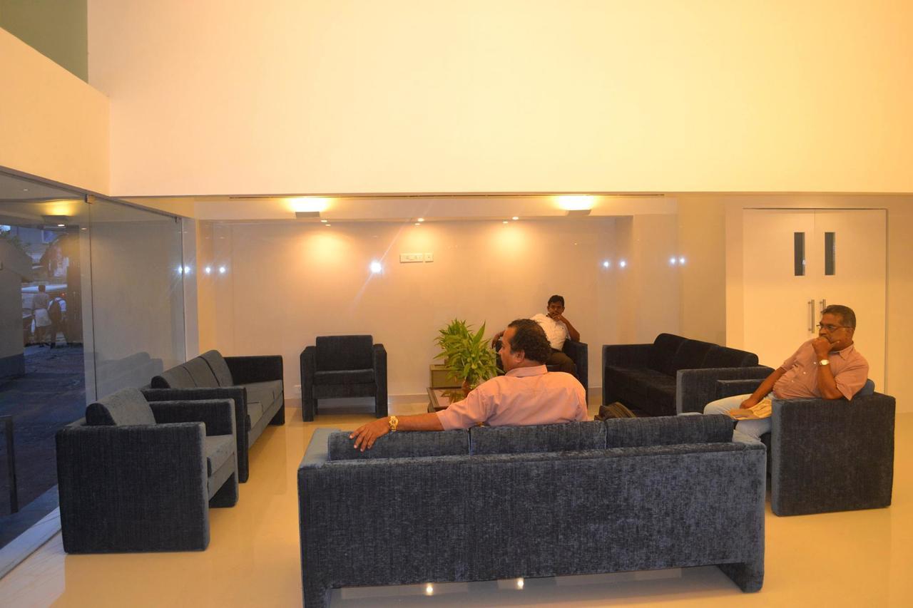 Hotel Pankaj 特里凡得琅 外观 照片